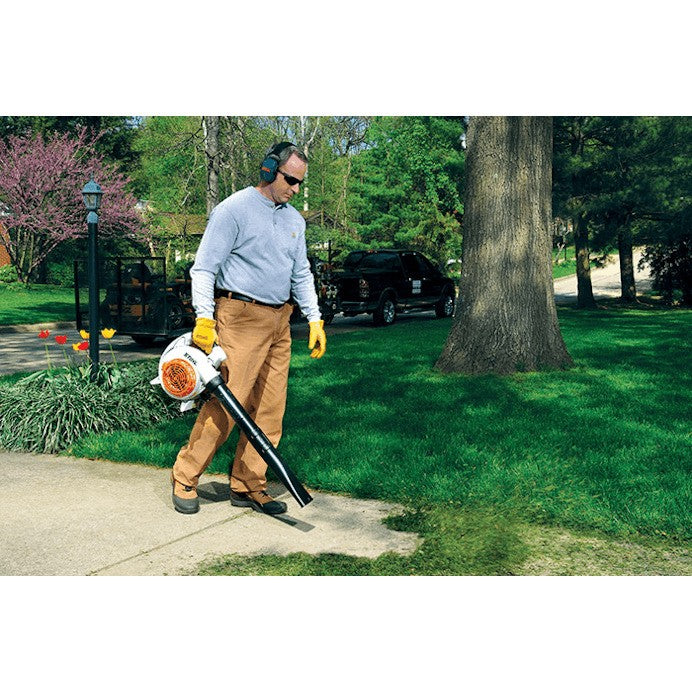 STIHL® BG 86 C‑E Handheld Blower | 27.2cc Engine | Up to 15 Newtons Blowing Force