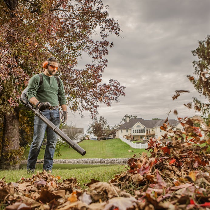 STIHL® BR 350 Backpack Blower | 63.3cc Engine | High‑Volume Air Output