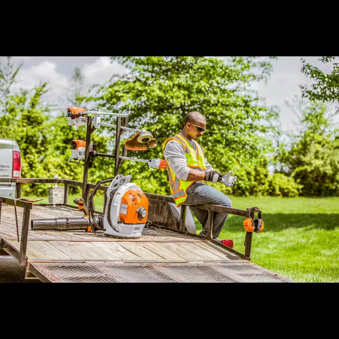 STIHL® BR 700 Backpack Blower | High‑Output Commercial Gas Engine