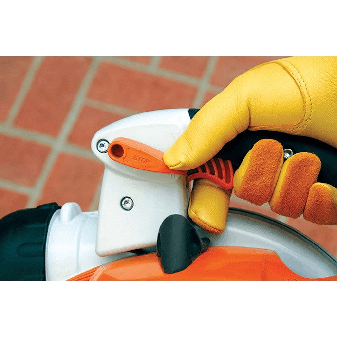 STIHL® BG 86 C‑E Handheld Blower | 27.2cc Engine | Up to 15 Newtons Blowing Force