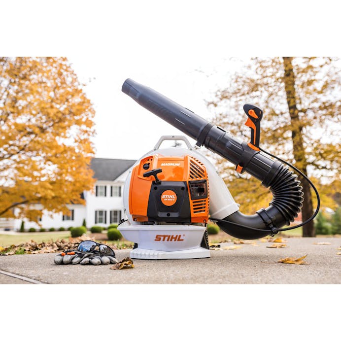 STIHL® BR 800 X MAGNUM® Backpack Blower | 79.9cc Engine | 41 Newtons Blowing Force