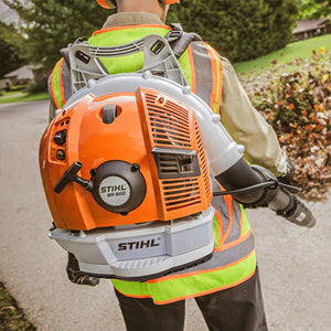 STIHL® BR 600 Backpack Blower | 64.8cc Engine | 32 Newtons Blowing Force